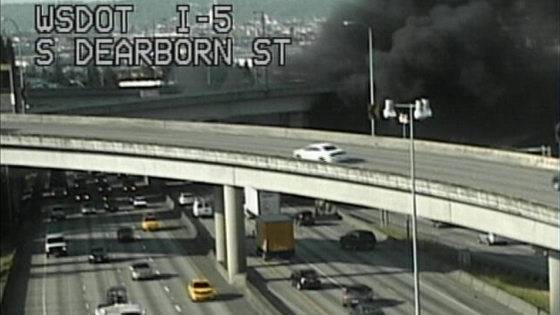 Illustration for article titled Weird Diesel Fire Turns Seattle Highway Into Blazing Hell River